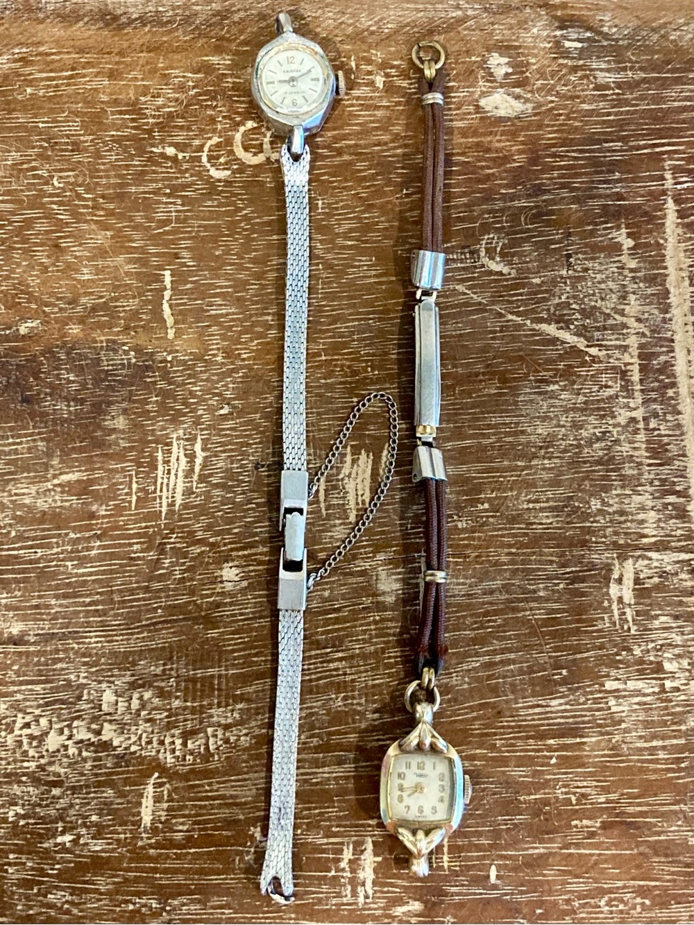 2 Broken Women’s Vintage Cocktail Watches Victor & Fairfax